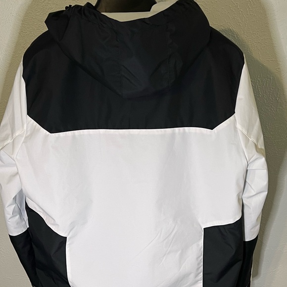3 in 1 Active Jacket Design with Shell and Removable Inner Jacket - Picture 2 of 7